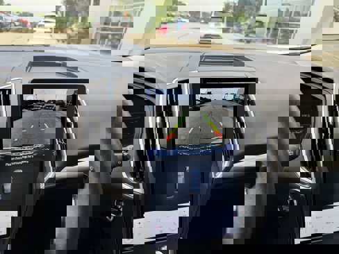 Certified 2024 Ford Edge SEL image 16