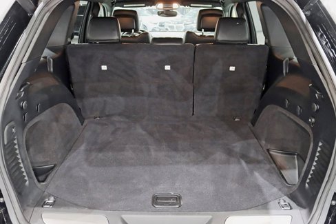 Used 2018 Jeep Grand Cherokee Limited image 32