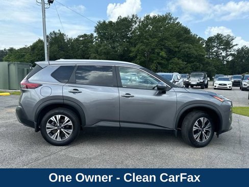 Used 2023 Nissan Rogue SV w/ SV Premium B Package image 4