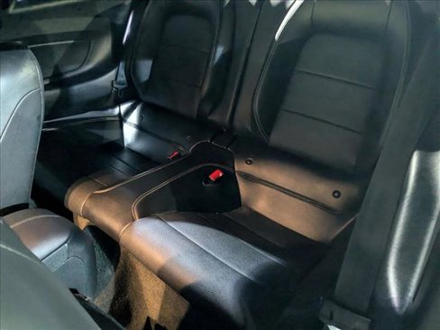 Used 2018 Ford Mustang Premium image 18