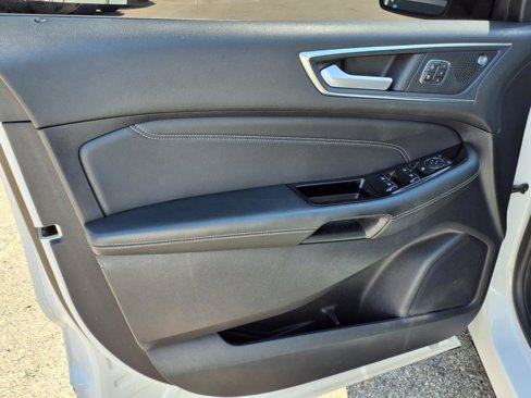 Certified 2019 Ford Edge Titanium w/ Cold Weather Package image 15