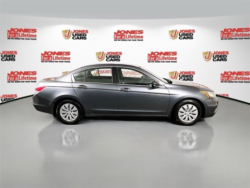 Used 2011 Honda Accord LX image 14