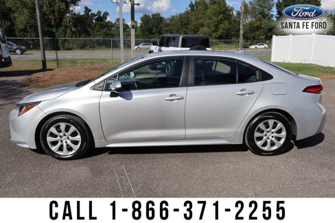 Used 2024 Toyota Corolla LE image 3