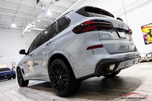 Used 2024 BMW X5 sDrive40i w/ M Sport Package image 22