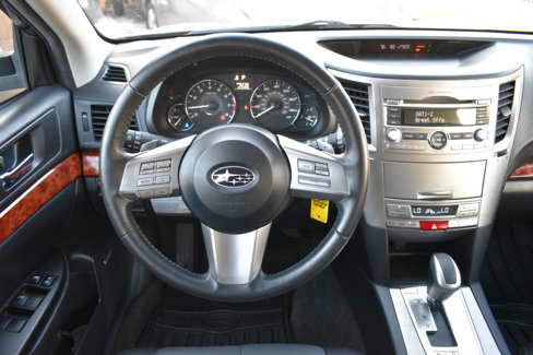 Used 2011 Subaru Outback 2.5i Limited image 14
