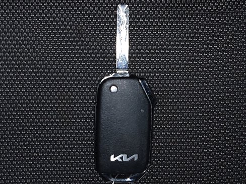 Used 2024 Kia Forte LXS image 32
