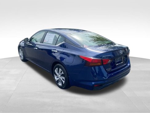 Used 2023 Nissan Altima 2.5 S image 5