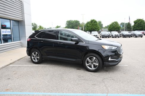 Used 2023 Ford Edge SEL w/ Convenience Package image 8