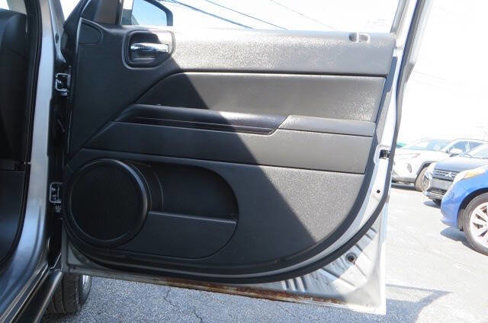 Used 2014 Jeep Patriot Latitude image 31