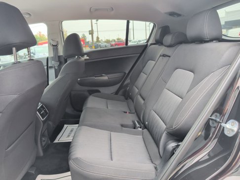 Used 2017 Kia Sportage LX image 17