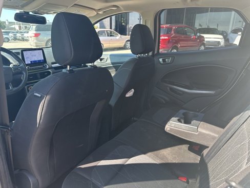 Used 2020 Ford EcoSport SE image 9