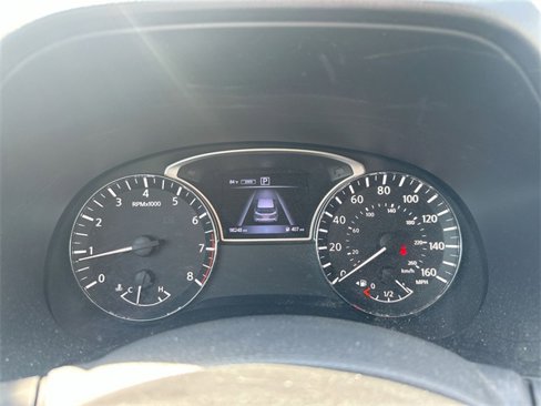 Used 2017 Nissan Pathfinder SV image 15