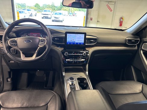 Used 2022 Ford Explorer Limited image 15