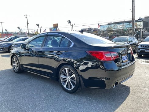Used 2017 Subaru Legacy 2.5i Limited image 6