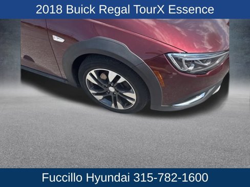 Used 2018 Buick Regal Essence w/ Driver Confidence Package #1 image 9