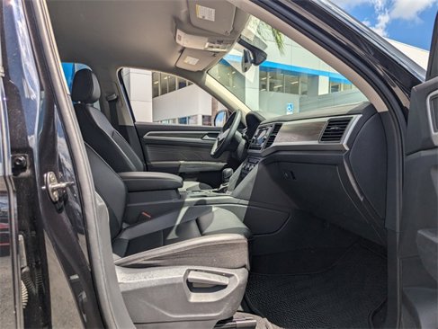 Used 2022 Volkswagen Atlas SE image 18