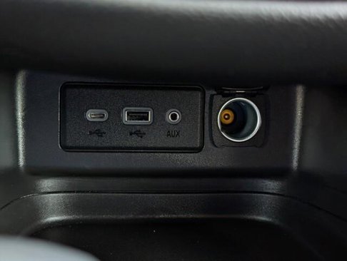Used 2023 Chevrolet Equinox LT image 19