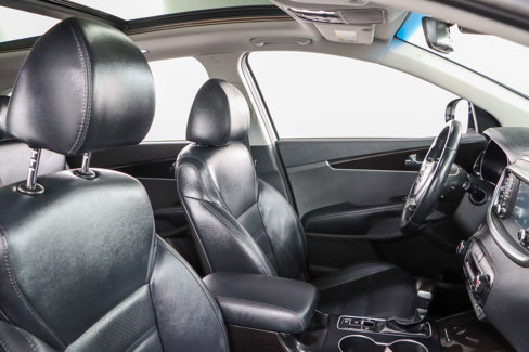 Used 2020 Kia Sorento EX image 28