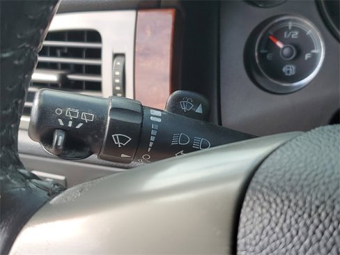Used 2011 GMC Yukon XL SLE w/ Suspension Package, Off-Road image 14