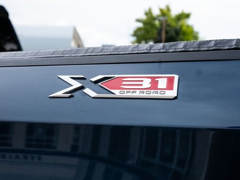 Used 2021 GMC Sierra 1500 Elevation image 15