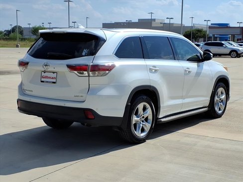 Used 2016 Toyota Highlander Limited Platinum image 9