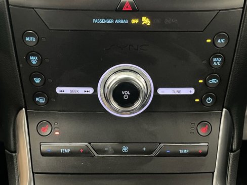 Used 2020 Ford Edge Titanium image 20