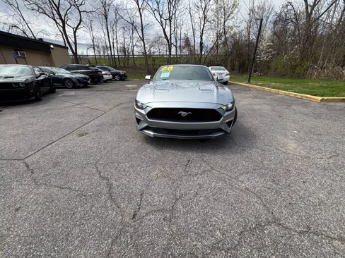 Used 2020 Ford Mustang Premium image 8
