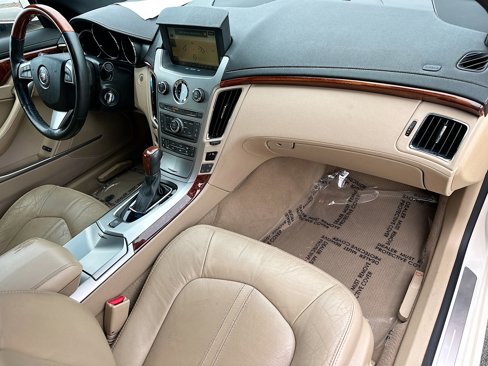 Used 2011 Cadillac CTS Premium image 30