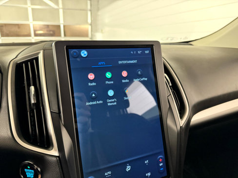 Used 2022 Ford Edge SE image 19