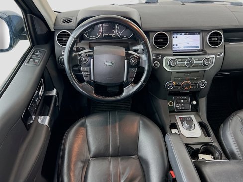 Used 2015 Land Rover LR4 HSE image 24