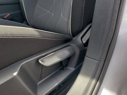 Certified 2025 Volkswagen Jetta Sport image 17