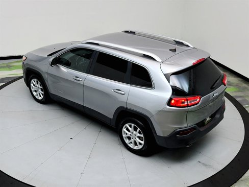 Used 2017 Jeep Cherokee Latitude image 35