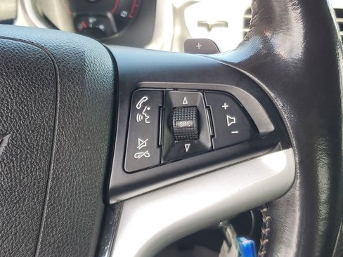 Used 2014 Chevrolet Camaro LT image 15
