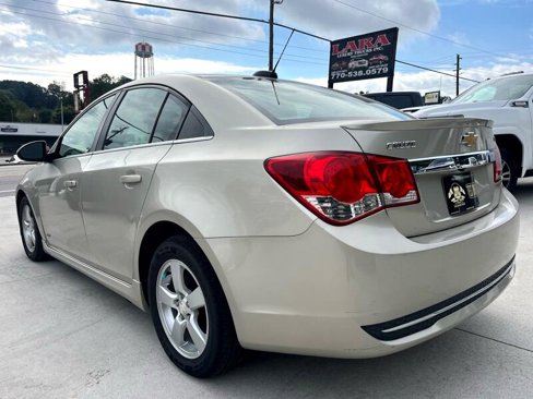 Used 2015 Chevrolet Cruze LT image 5