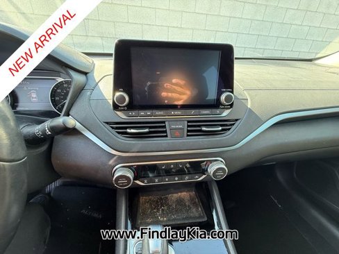 Used 2020 Nissan Altima 2.5 SV image 9