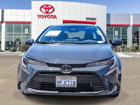 Used 2023 Toyota Corolla LE image 2