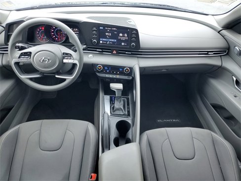 Used 2023 Hyundai Elantra SEL w/ Cargo Package image 24