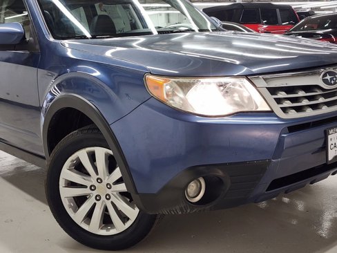 Used 2011 Subaru Forester 2.5X Limited w/ Utility Pkg image 29