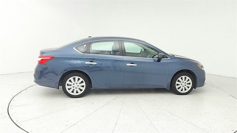 Used 2017 Nissan Sentra SV image 7