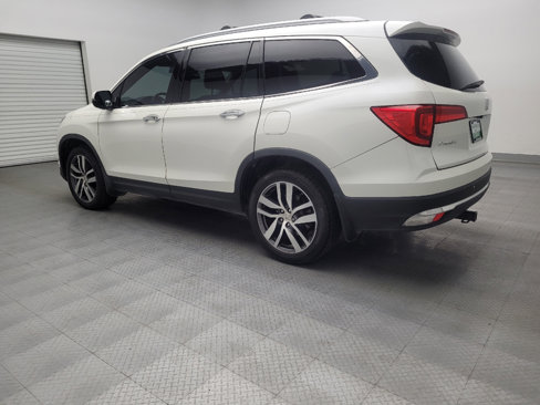 Used 2016 Honda Pilot Elite image 3