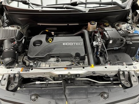 Used 2021 Chevrolet Equinox LS w/ LS Convenience Package image 27