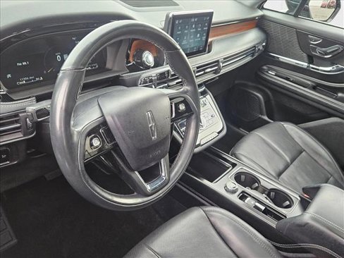 Used 2022 Lincoln Corsair Reserve w/ Equipment Group 201A image 10