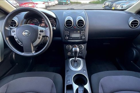 Used 2013 Nissan Rogue SV image 14