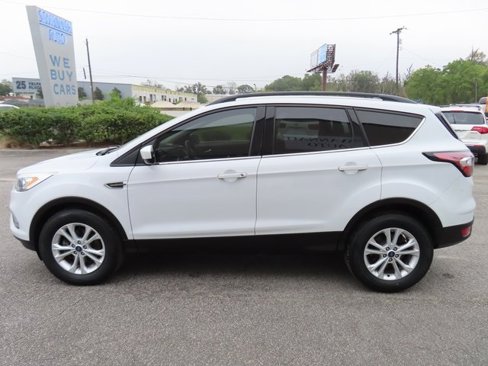 Used 2018 Ford Escape SEL image 13