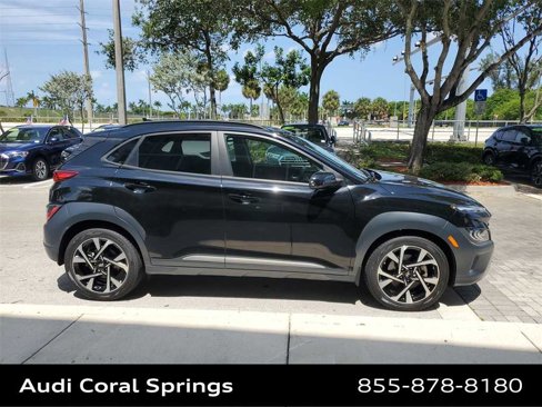 Used 2022 Hyundai Kona Limited image 9