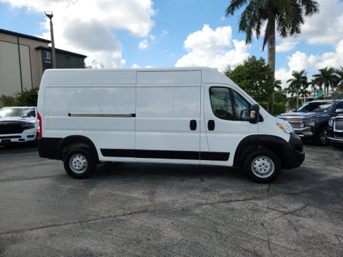Used 2023 RAM ProMaster 2500 image 5