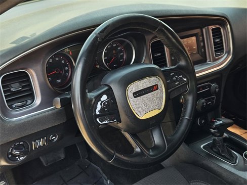 Used 2016 Dodge Charger SE image 24