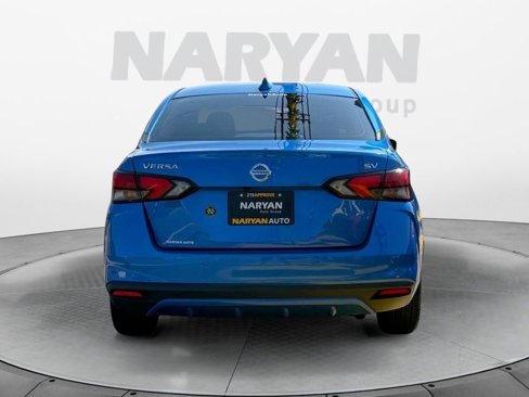 Used 2021 Nissan Versa SV image 7