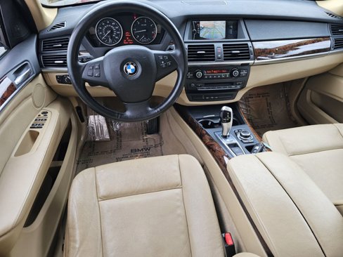 Used 2011 BMW X5 xDrive35d image 17