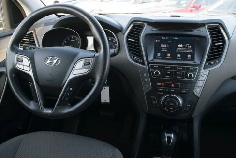 Used 2017 Hyundai Santa Fe SE image 24